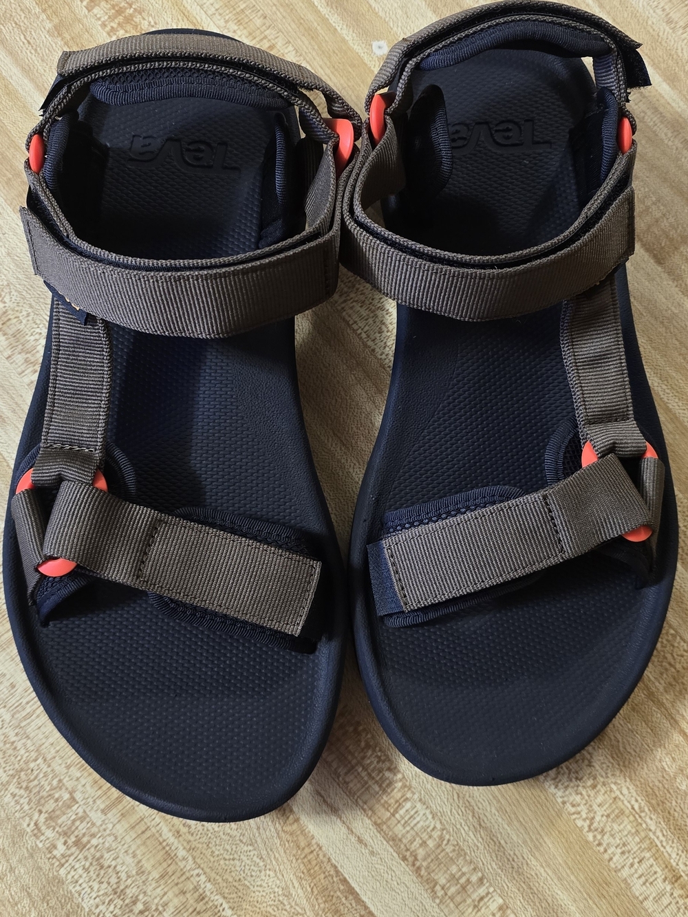 Teva Brown and Black Men's Hydratrek Sandals Size 9 - Picture 8 of 8